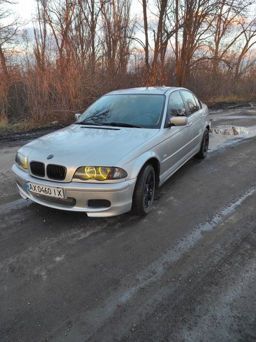 Гарний стан авто!!!
Масла фільтра після заміни.Акб новий.
Ходова,коробка,двигун без питань.
Пороги цілі кузов не гнилий.
Переоформлення обов'язково!!!
Торг.