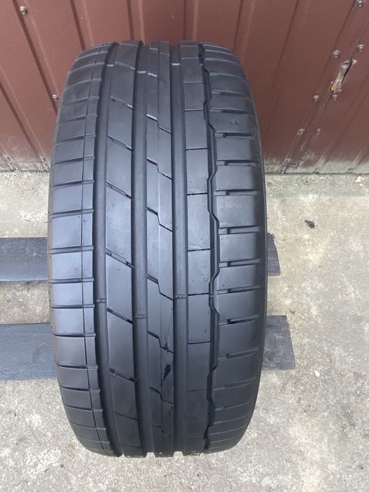 Opona 235/45r19 Hankook Ventus S1 Evo 3