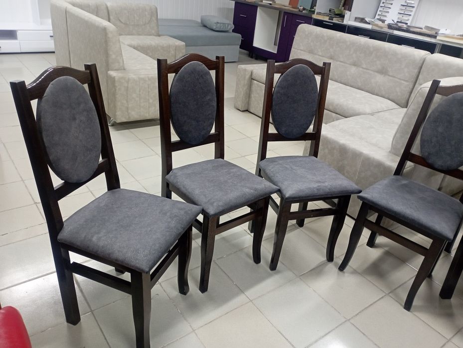 Стільці дерев'яні букові