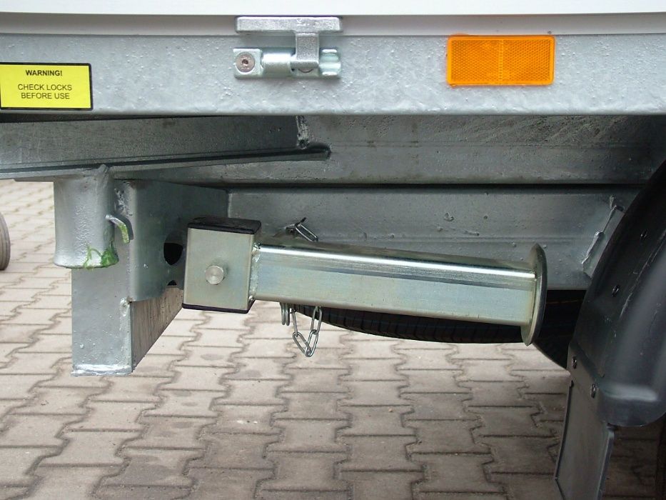 Przyczepa wywrotka hydrauliczna kipper, wywrotka na trzy strony.