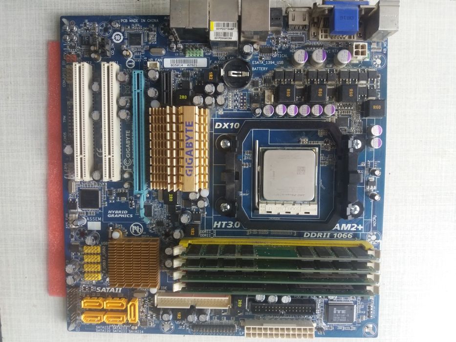 материнская плата сокет am2+am3  под процессоры амd