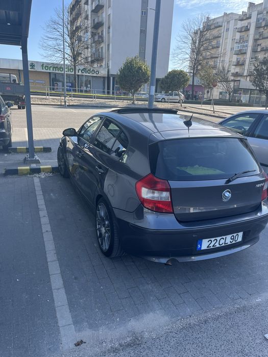 Bmw serie 1 e87 120d com teto panoramico