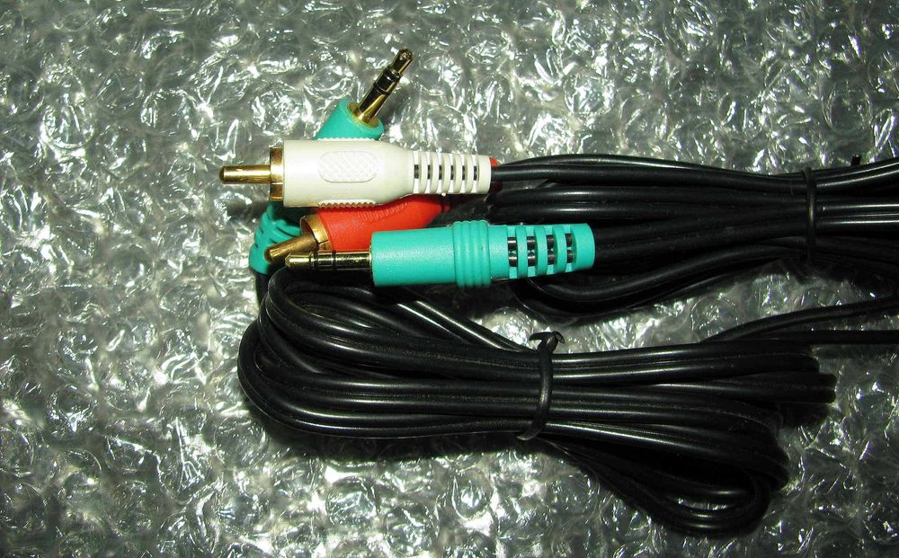 аудио кабели mini-jack - RCA \ 3,5 - тюльпан 1,5м 2шт с позолотой.