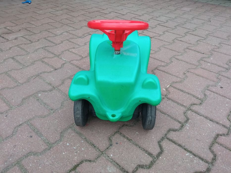 Samochodzik odpychacz