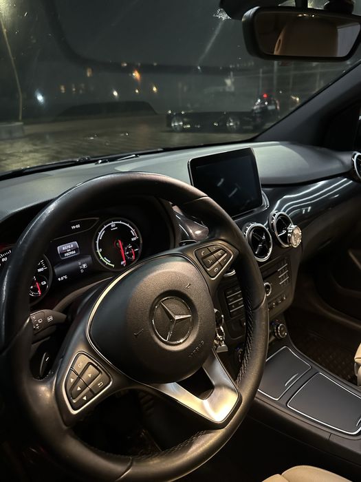 Mersedes Benz B-Class 250e Electric Drive |2016| Tesla Drive