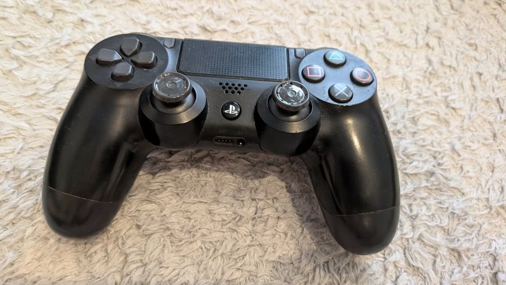 PlayStation  Ps4 Pro  CUH 7216B