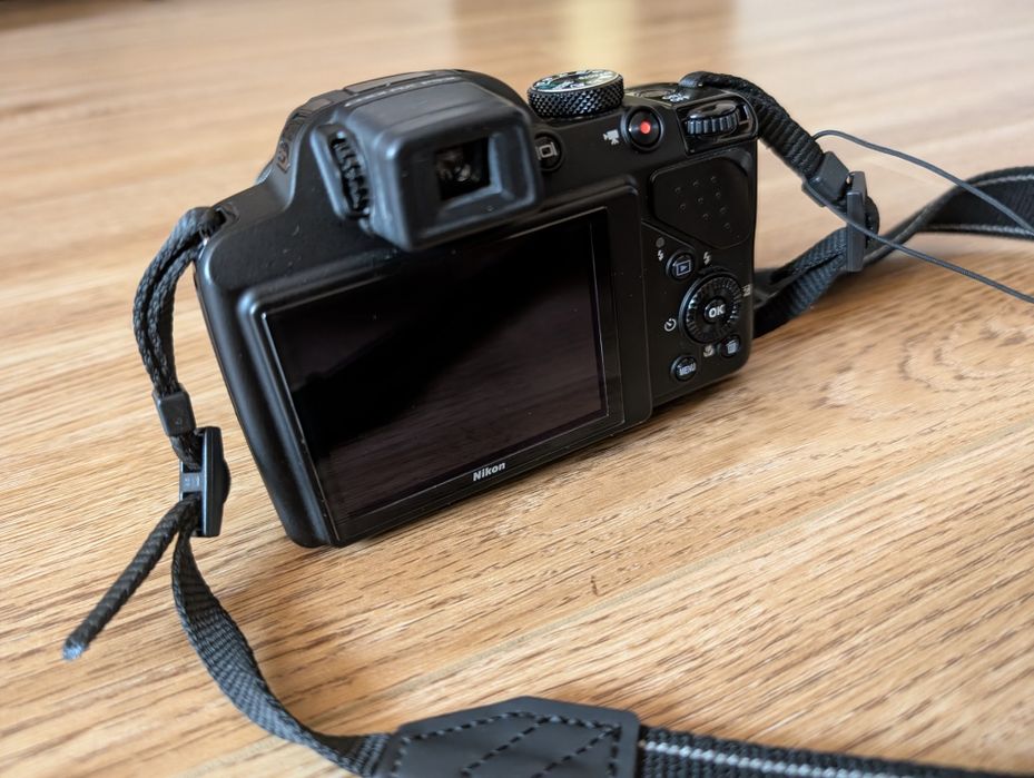 ニコン COOLPIX P530 ブラック コンデジ カメラ 1492 Amazon | Nikon