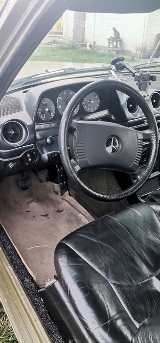 Продам Мерседес W123