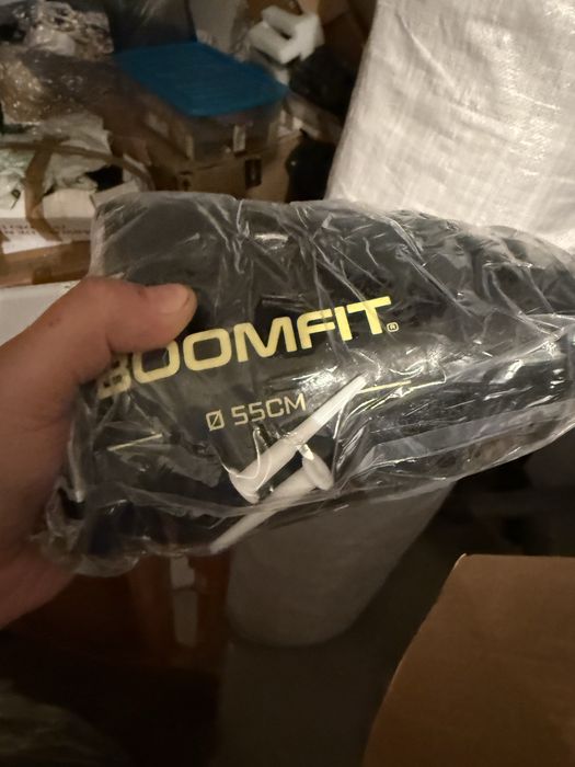 Bola de Pilates Preta 55cm - NOVO