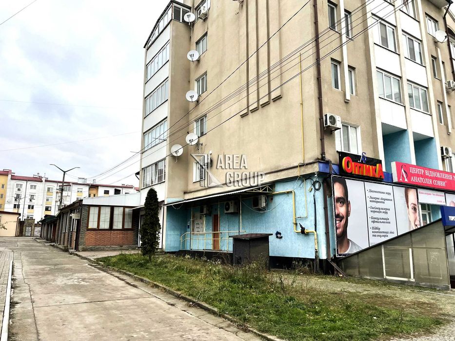 Комерційне приміщення в центрі міста під заклад харчування