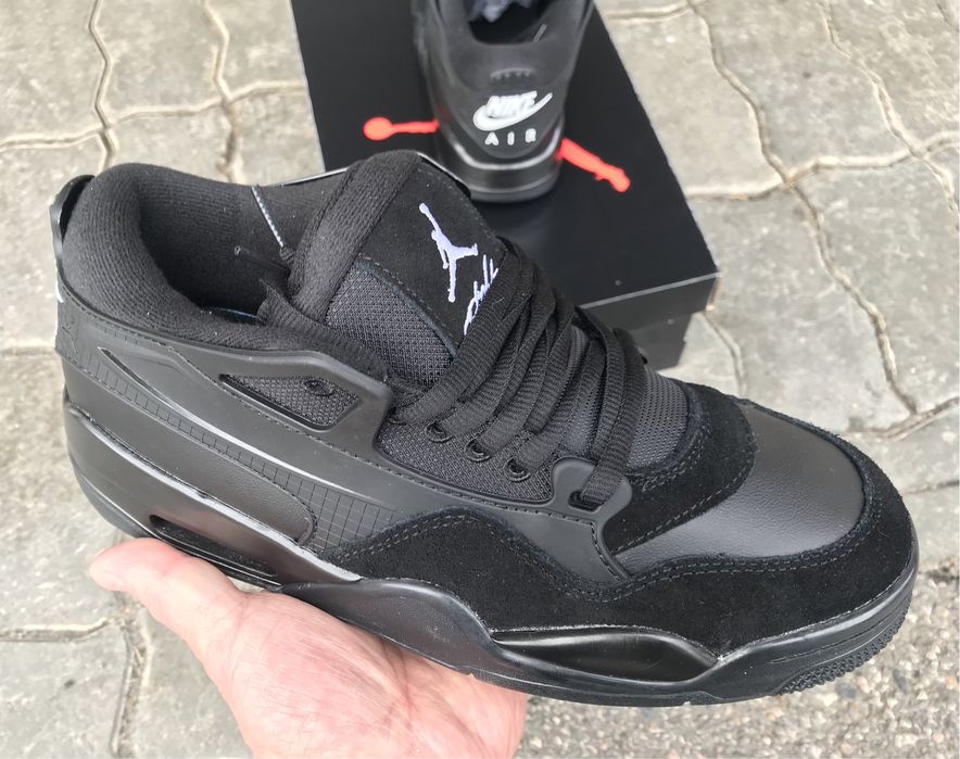 Air Jordan 4 RM black