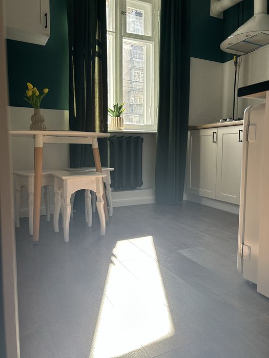 Красива квартира в самому центрі міста з виглядом на  Либідь Плаза.