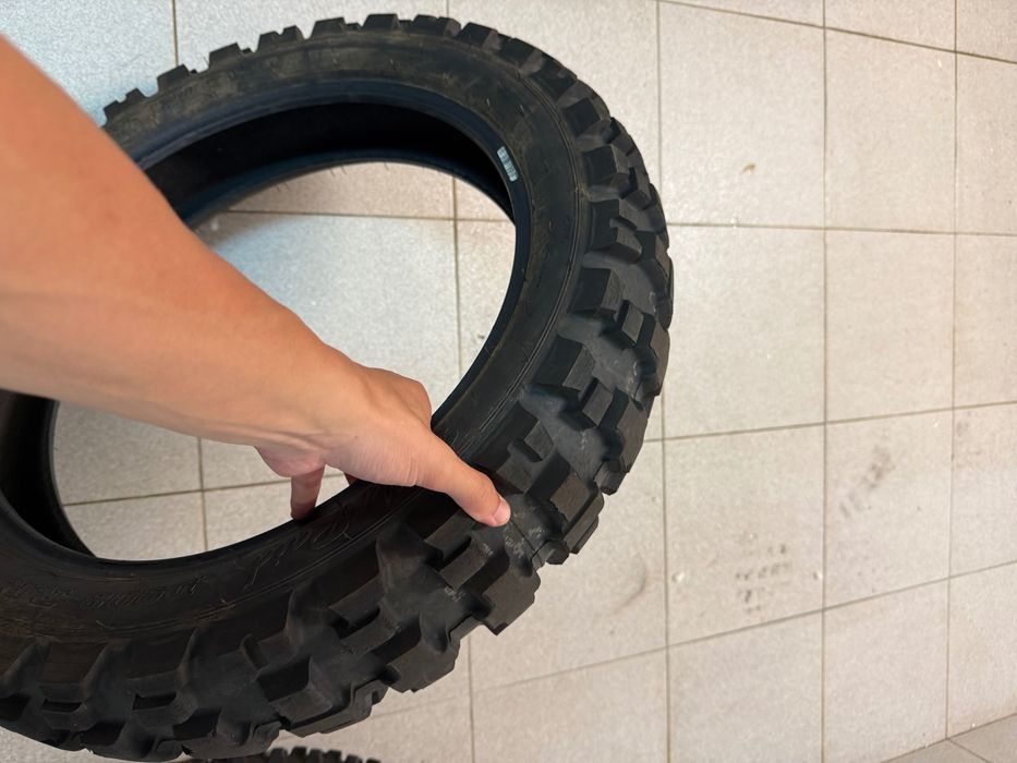 Pneu (Dunlop D908RR) + Michelin Tenere 700
