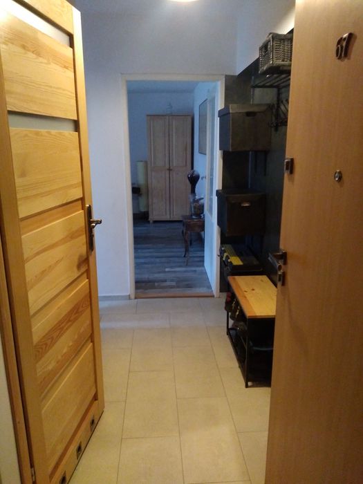 Zamienię kawalerkę 32m2 na większe. Możliwa sprzedaż.