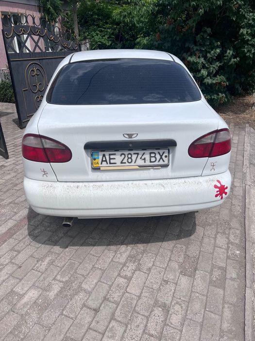Автомобиль Ланос