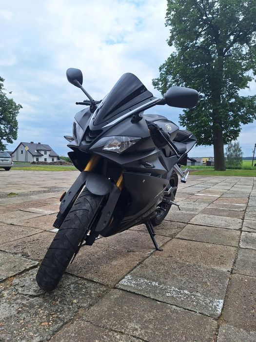 Yamaha R125 Yamaha YZF R125 Akrapovic