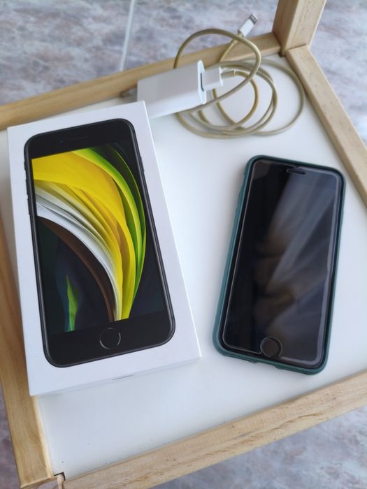 iPhone SE em excelentes condições