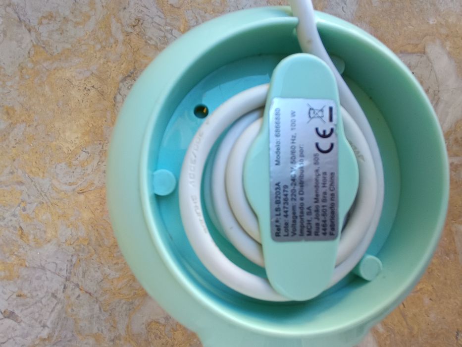 Vendo dois aquecedores de biberões