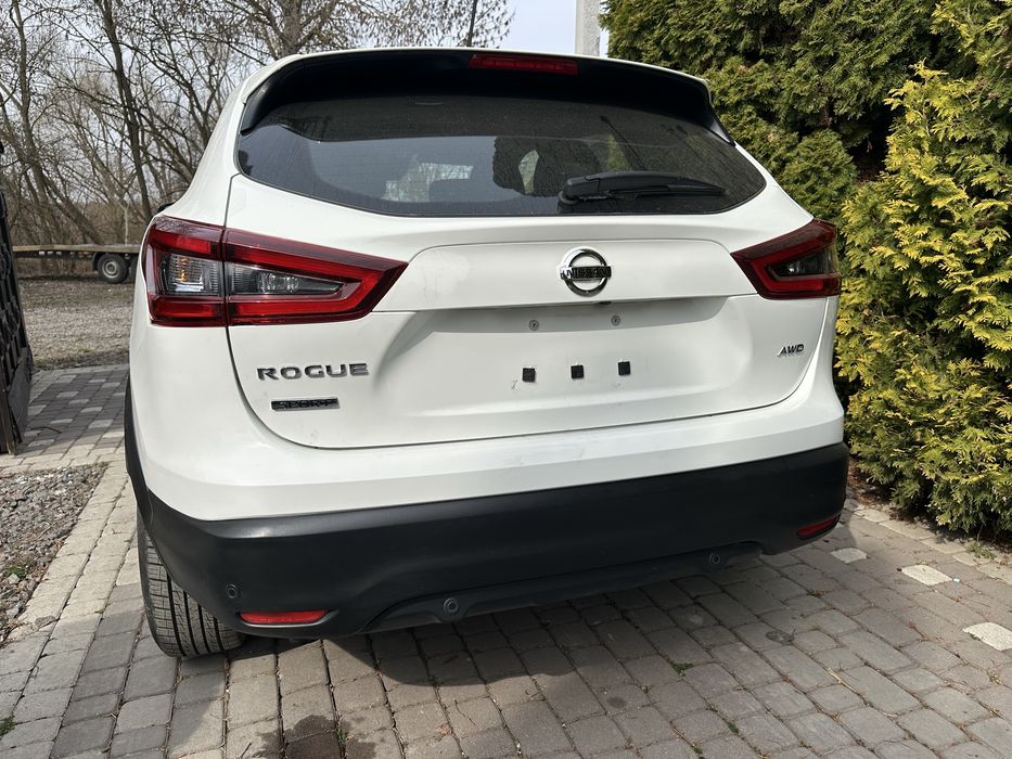 Nissan rouge sport 2021