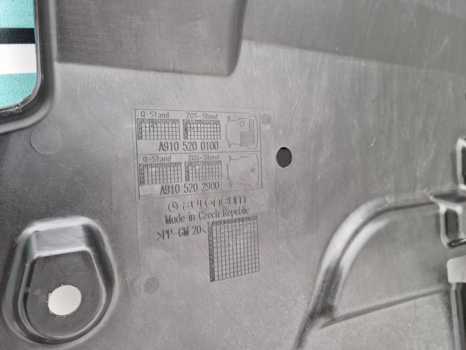 Захист двигуна Mercedes Sprinter A907 520 00 00