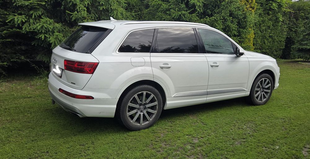 Audia Q7 2017r. 7-osobowa