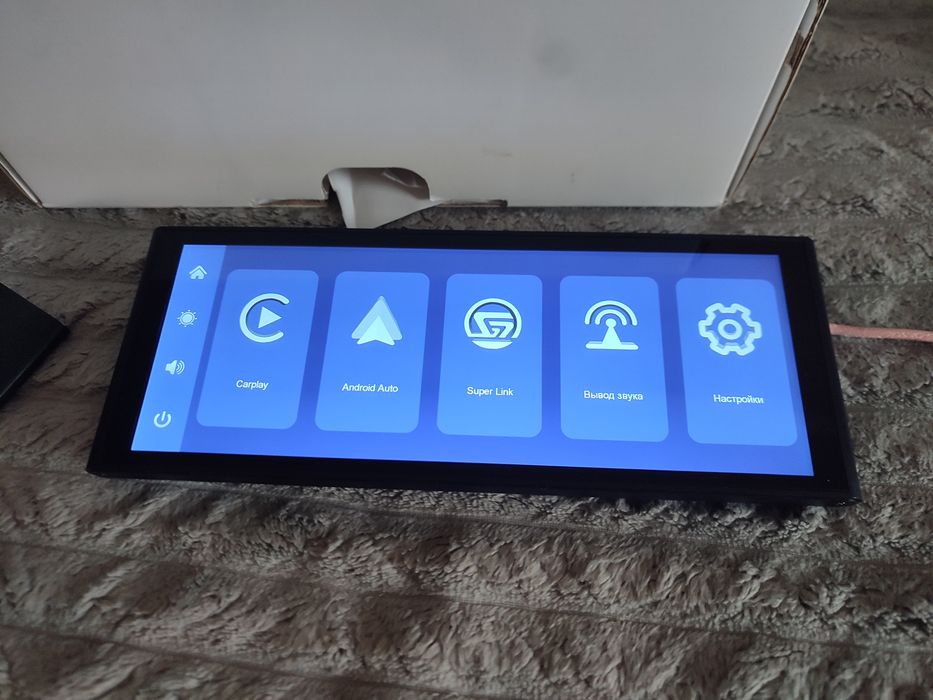 Смарт-монитор 10.26" Apple CarPlay / Android Auto + Камера заднего вид