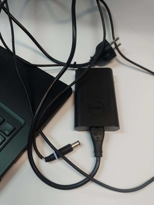 Laptop Dell Latitude 5495 AMD Ryzen 3 PRO 2300U 8GB + Ład