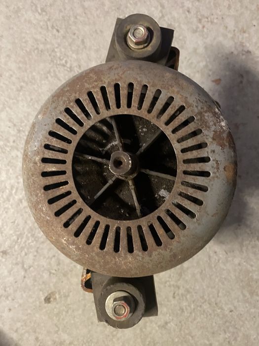 Silnik elektryczny 220v