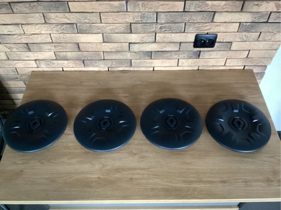 Ковпачок на колесо Рено Мастер 4 Опель Мовано Ковпак