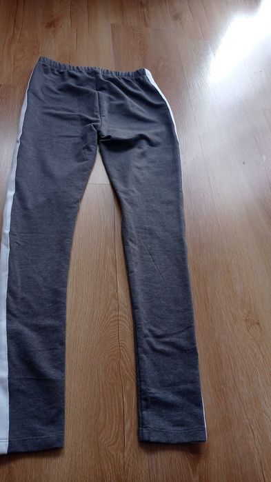 Legginsy z lampansami Reserved 152
