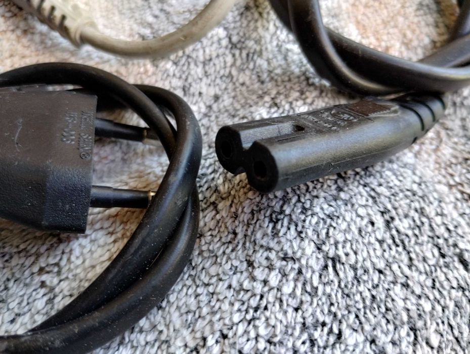 Kabel zasilający sprzęt audio