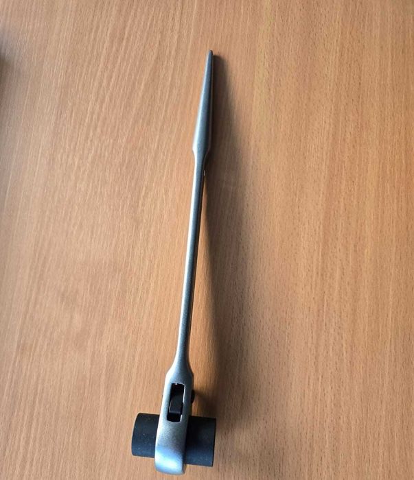 Klucz monterski do rusztowań  Wurth nowy  , netto 100 zł