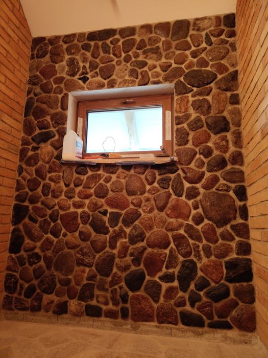 Lico kamienia polnego, piętki, policzki na ściany, podstopnie, kominki