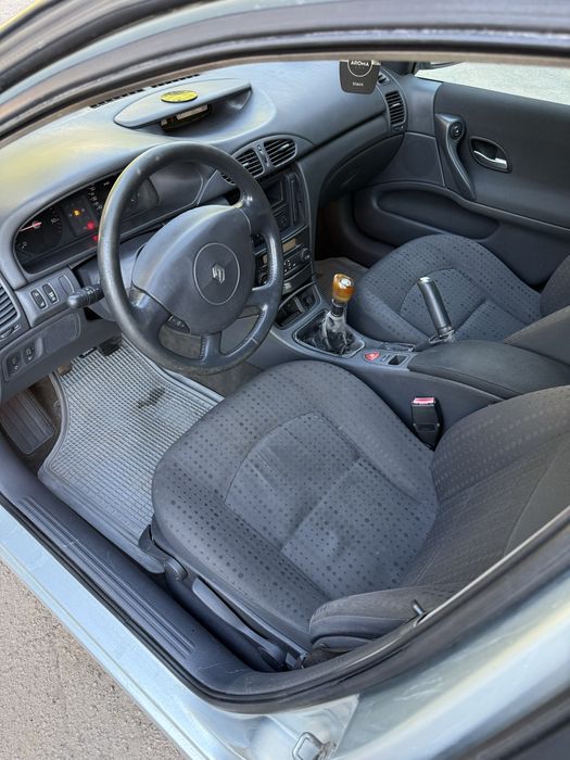 Renault laguna || 1.9 дізель механіка