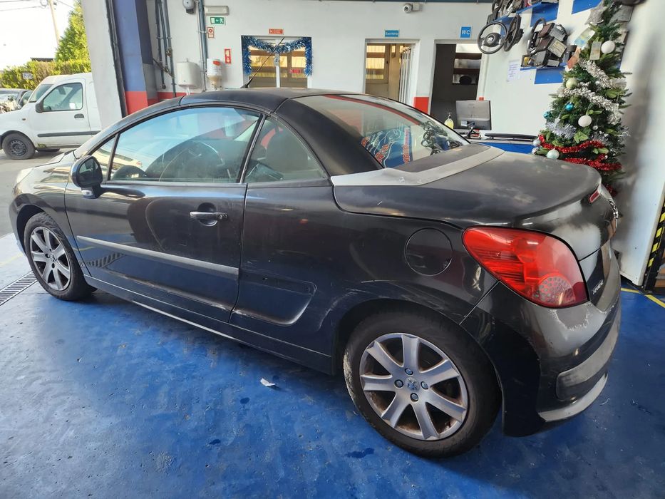 Peugeot 207 CC 1.6 Gasolina de 2007 ás peças.