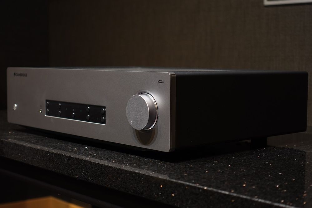 Wzmacniacz stereofoniczny Cambridge Audio CXA81 MKII Outlet