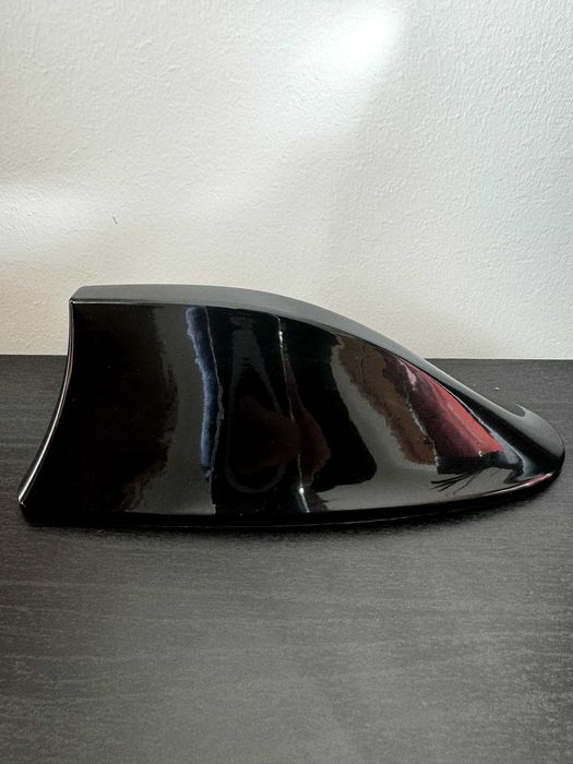 Antena barbatana tubarão universal em preto [nova]