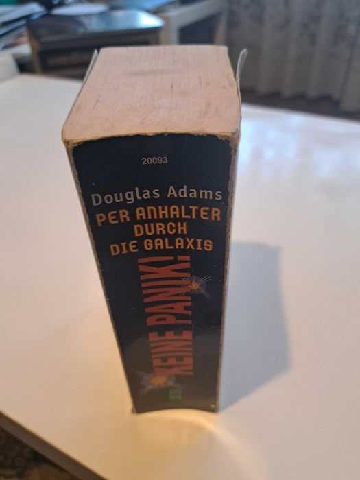 "Per Anhalter durch die Galaxis", Douglas Adams, książka w jęz.niem.