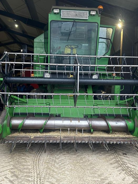 Комбайн свіжо пригнаний John Deere 1055