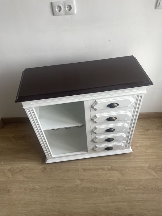 Comoda vintage restaurada