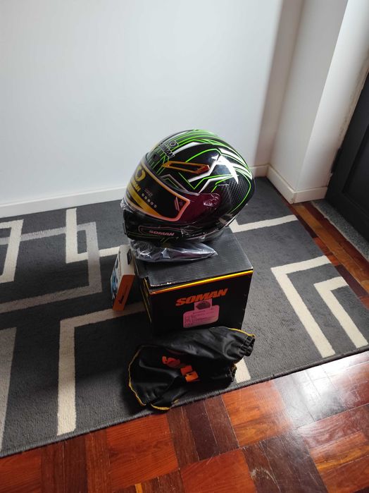 Capacete modelar com bluetooth novo