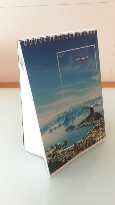 Calendário de mesa 2018 da Airbus