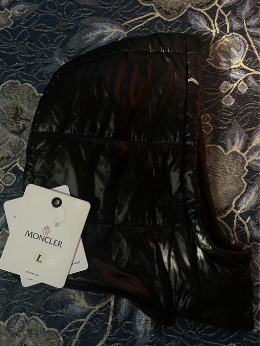 пуховик Moncler