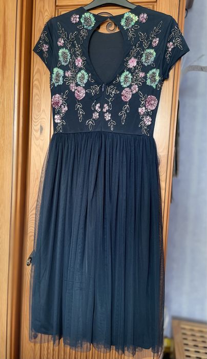 Lace & Beads –  sukienka midi