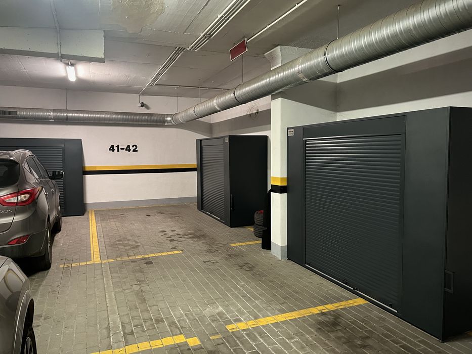 Szafa garażowa box boks garażowy z roletą na wymiar