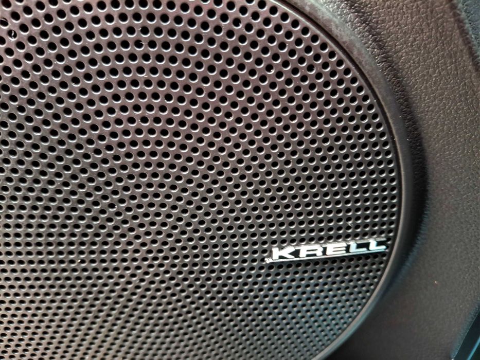 Hyundai Kona Electric. 64 kw.