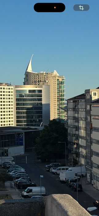 Apartamento T2 Renovado | A 8 Minutos a Pé da Gare do Oriente | €1.500/mês | Disponível a partir de Agosto de 2026