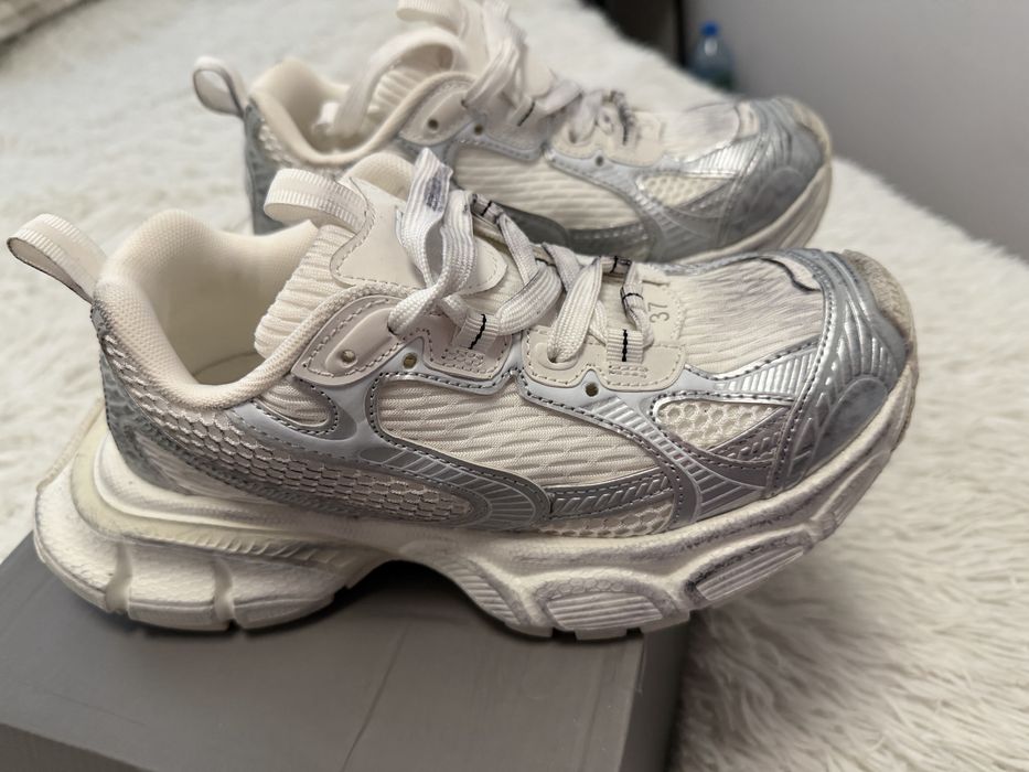 Sprzedam nowe sneakersy Balenciaga, rozmiar 37