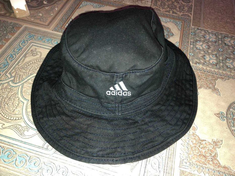 панама Adidas с широкими полями