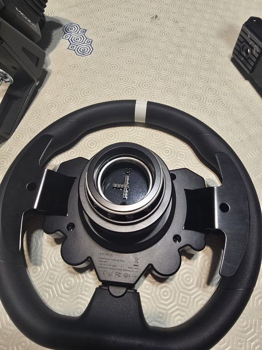 MOZA Racing R3  Conjunto Volante+Pedais